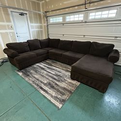 Beautiful 3pc Dark Brown Corduroy Sectional (Delivery Available)