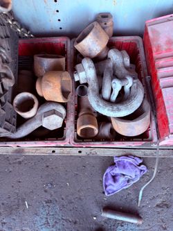 Sockets &shackles