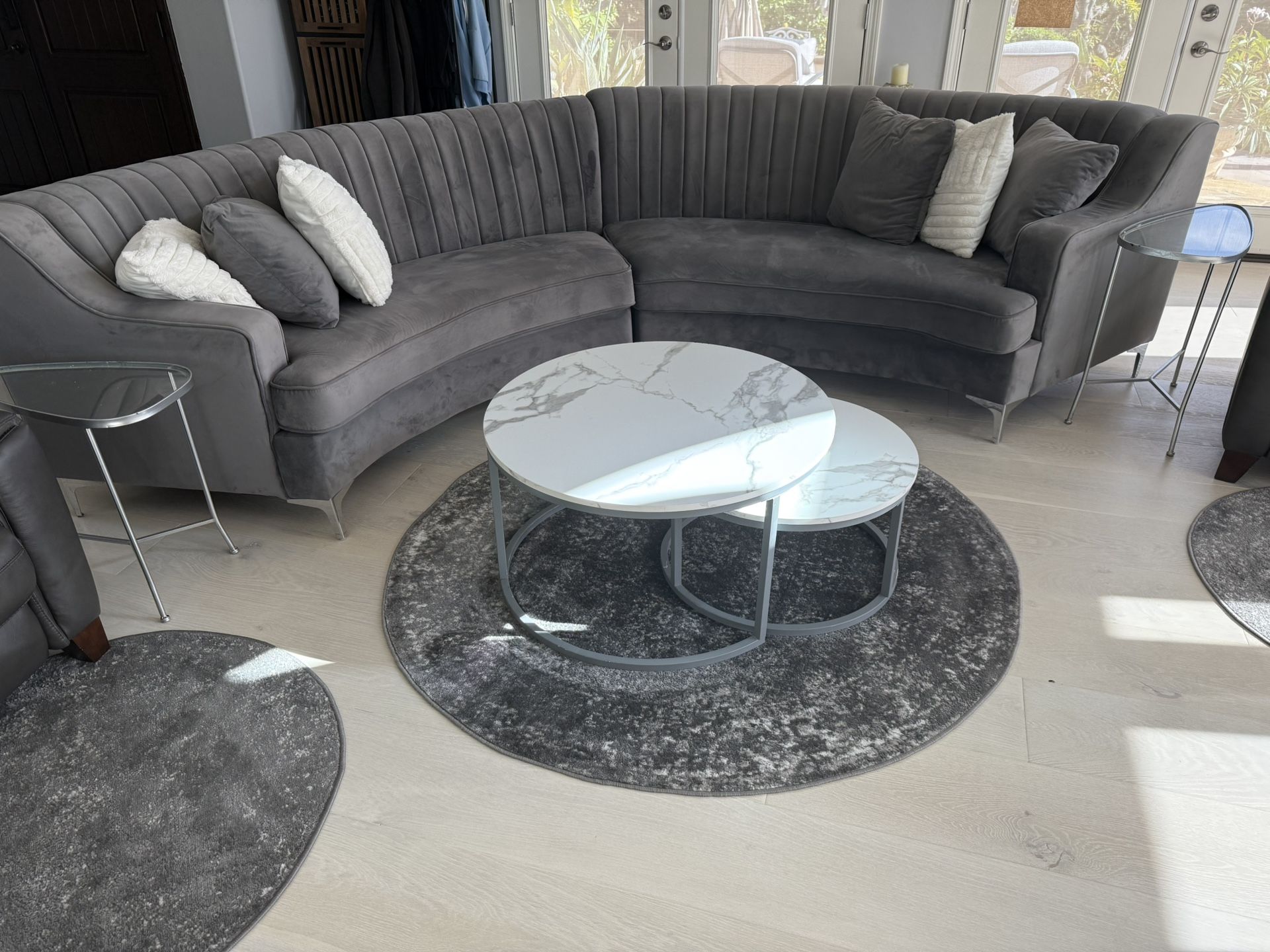 Living Room Set or Pieces