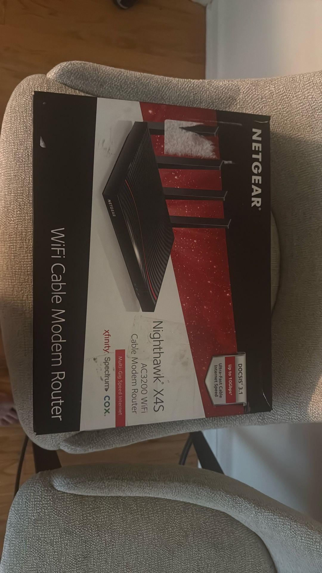 Nighthawk x4S AC3200