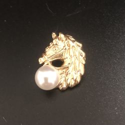 Small Horse Head Brooch