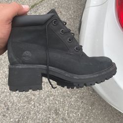 6.5 Timberland Boots