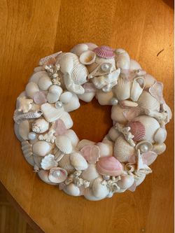 6” White and pink wreath