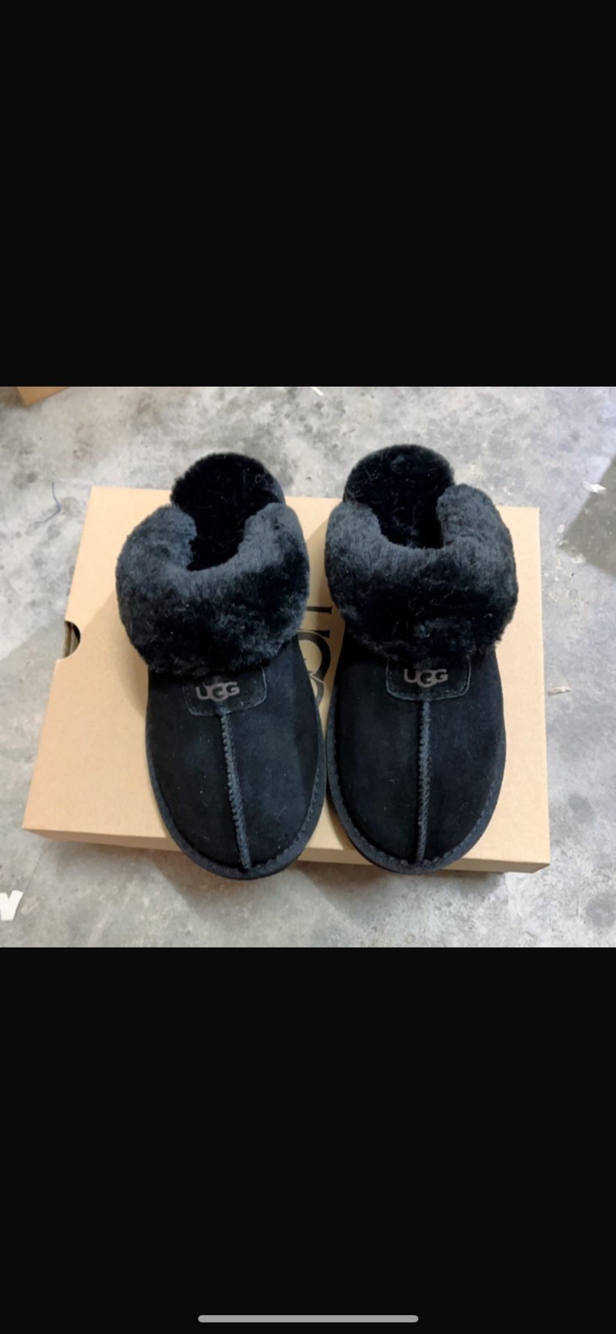 Women’s Black Slippers