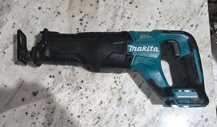 Makita 18V Reciprocating Saw