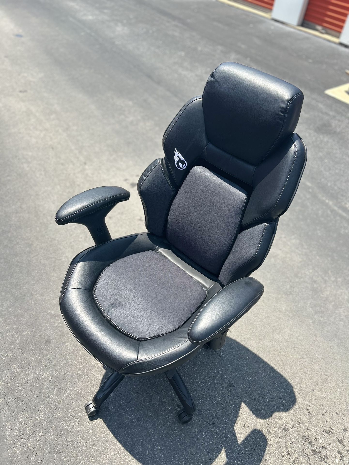 DPS Gaming 3D Insight Office Chair with Adjustable Headrest