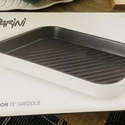 Cast Iron 13” Griddle-new! 