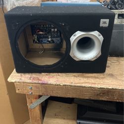JBL Speaker Box 12” GT Bass Pro Amp