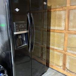 Garage fridge - Excellent Shape! 