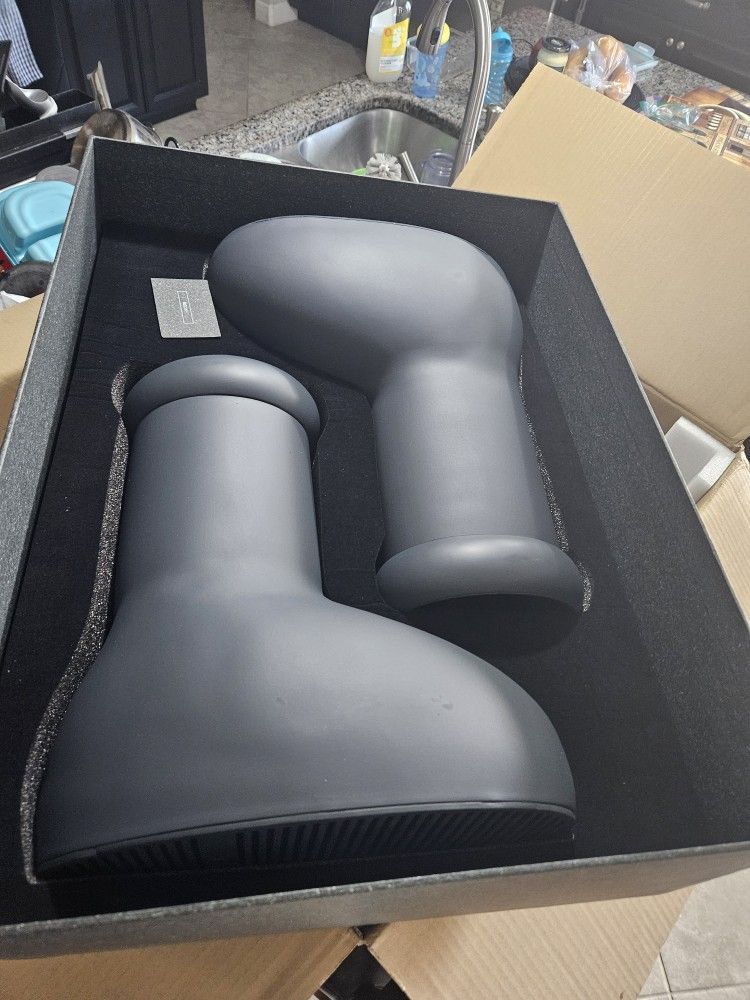 Big Black Boots