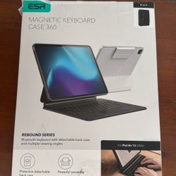 iPad Magnetic Keyboard 