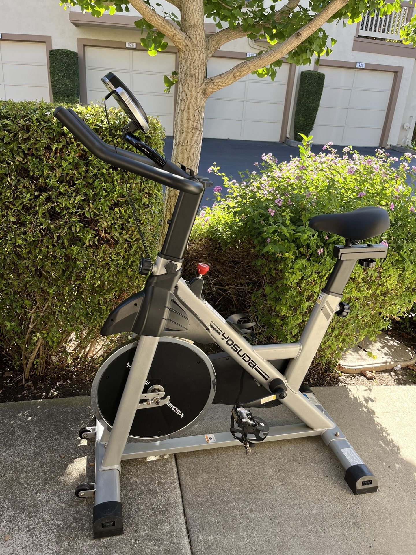 Stationary Exercise Bike
