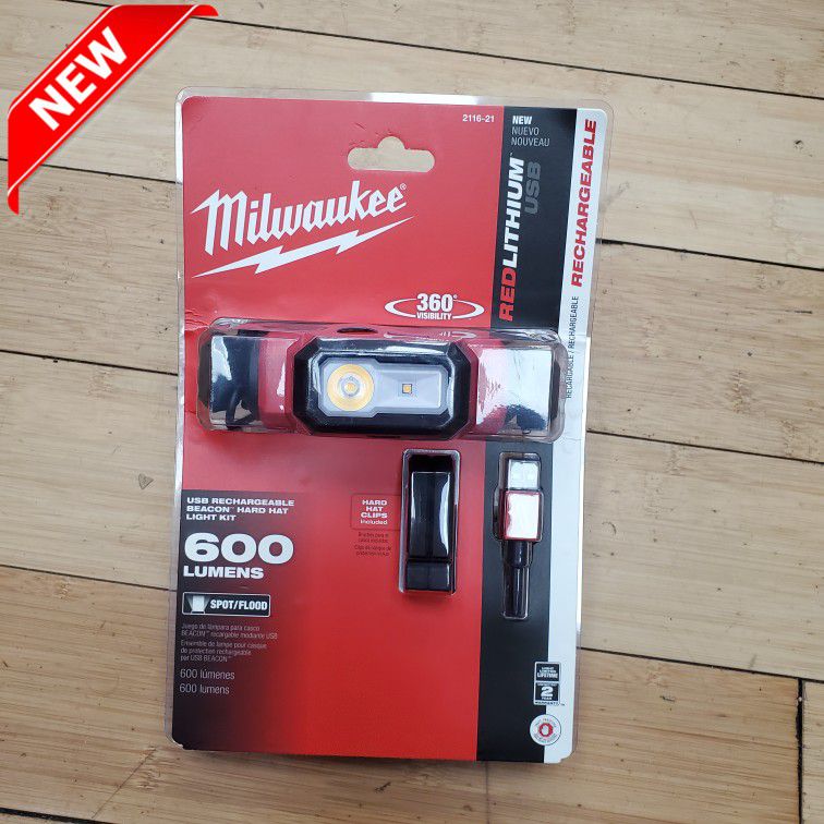 Milwaukee 2116-21 USB Rechargeable Beacon Hard Hat Light Kit for Sale in  Framingham, MA OfferUp