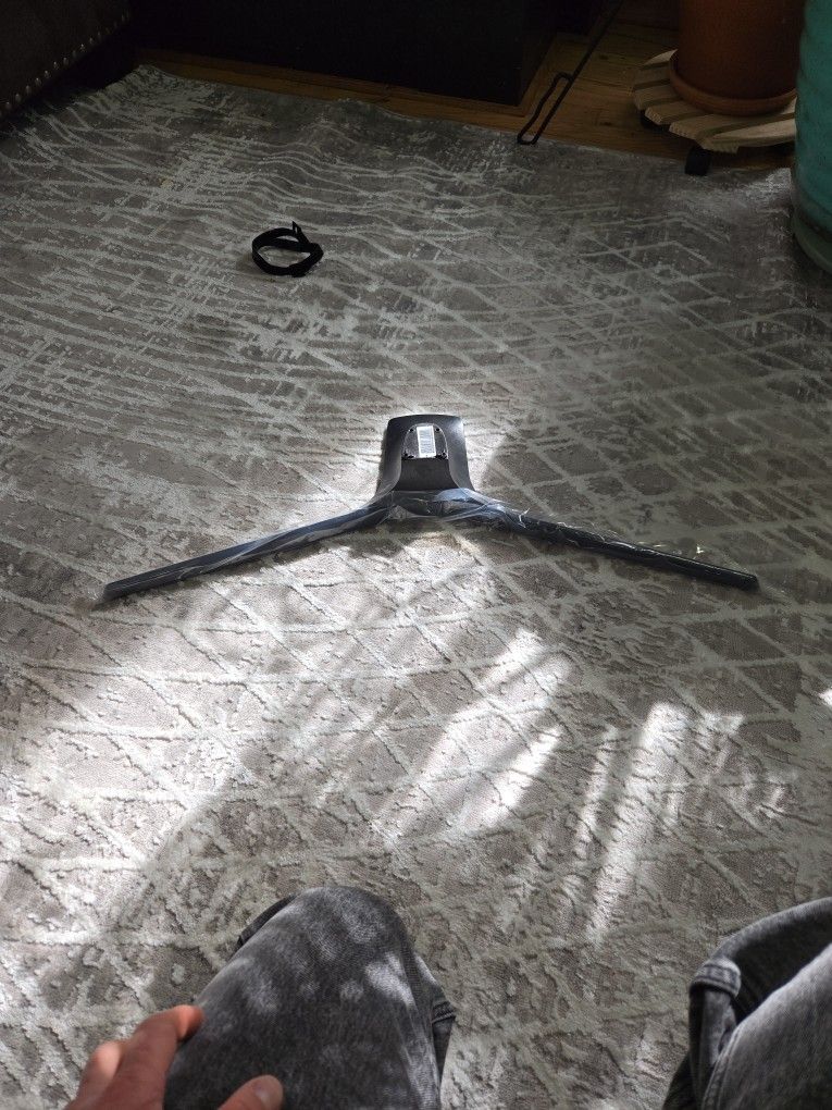 Sumsung TV Stand