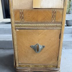 Art Deco Dresser Vanity With Mirror 