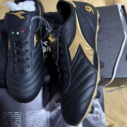 Diadora Soccer Cleats Size 8 $140