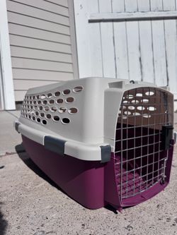 Small pet kennel