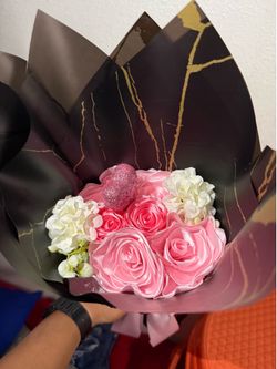 Pink Flower Bouquet Gift (6) Roses 🌹