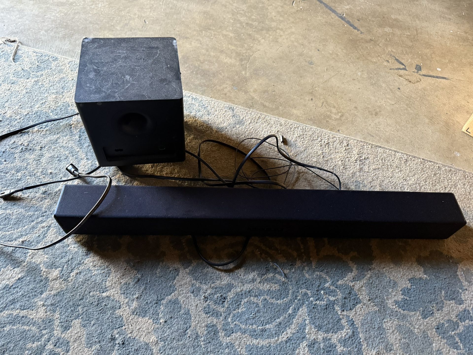 Vizio Sound Bar And Subwoofer