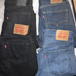 Levi’s Pants 