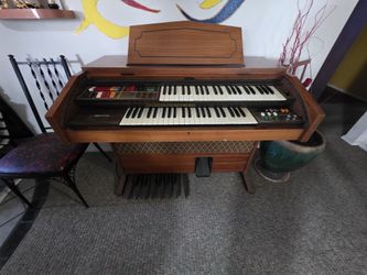 Viscount Organ