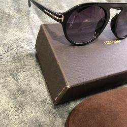 Round Tom Fords 