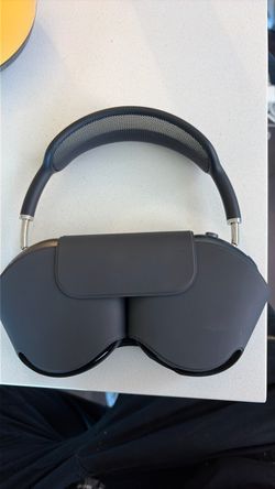 Apple AirPods Max2 Headphones with Case