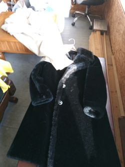 Women's Winter ☃️❄️ Coats $10 For Both