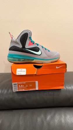 Nike LeBron 9 GS "South Beach" / "McFly" (Size 5.5Y) – Near Deadstock (VNDS)