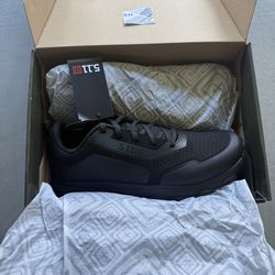 5.11 A/T Trainer 2.0 black Size 11R NEW IN BOX