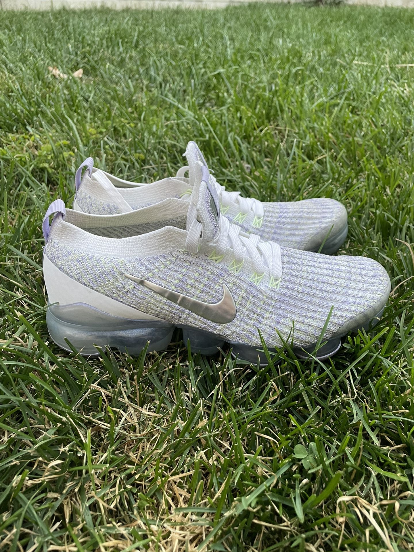 Air Vapormax Flyknit 3 'Barely Volt'