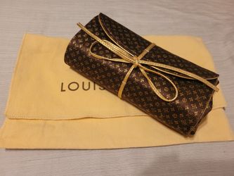 Louis Vuitton Satin Aumoniere travel jewelry case