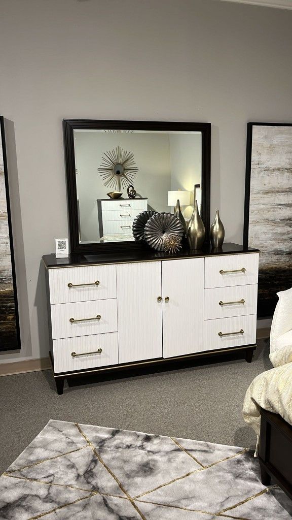 NilesWith Gold Trim White And Cherry Dresser
Homelegance$10 Down Payment And Financing Available