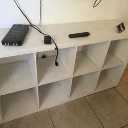 White Shelf case 