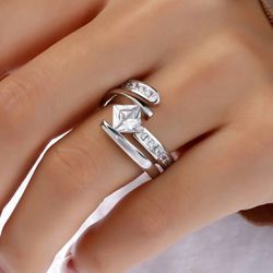 (Shipped Only) BYPASS PRINCESS CUT STERLING SILVER RING SET