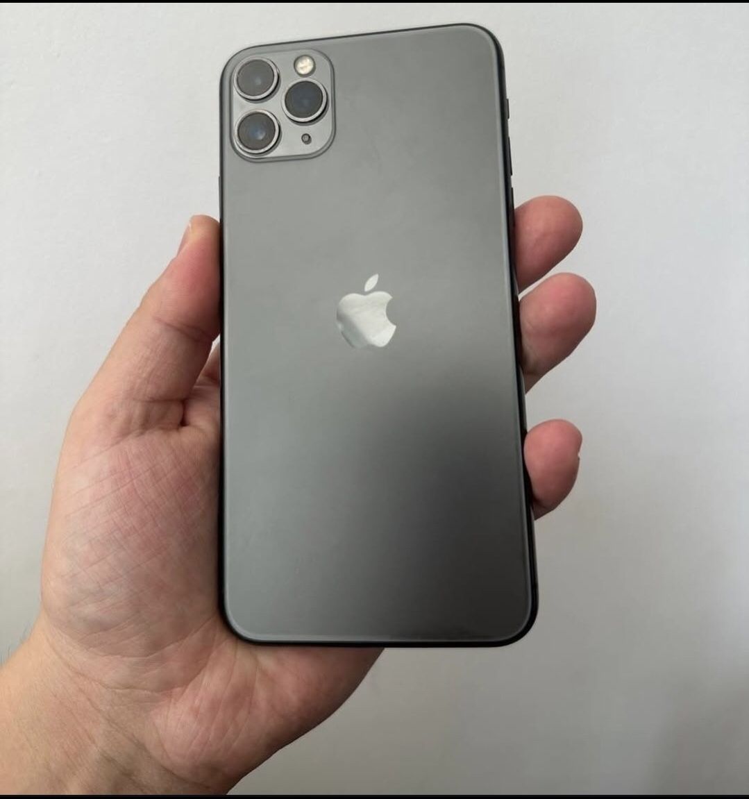 iPhone 11 Pro Max Unlocked With Warranty