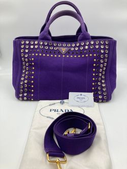 Prada Canapa