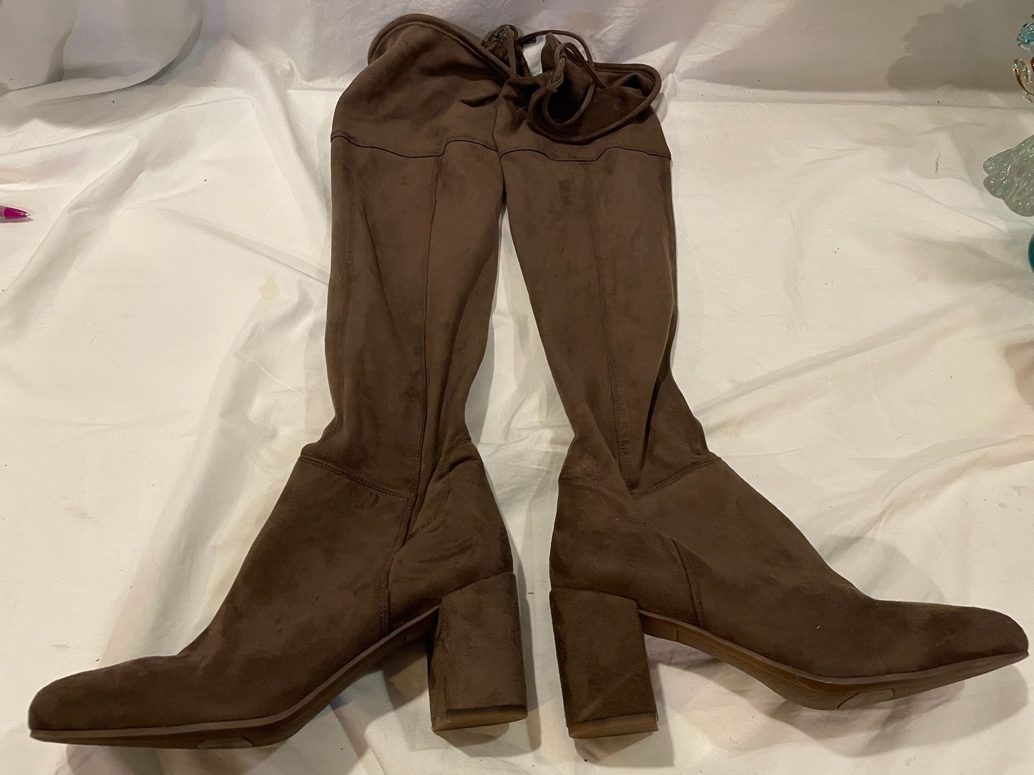 Ladies size 8 Franco Sarto dark brown suede heeled knee high boots