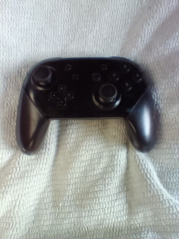 Nintendo Switch Pro Controller ****OEM Nintendo Brand****