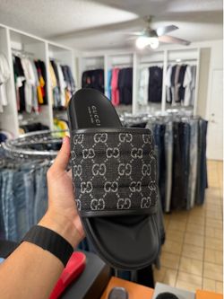 NEW COLLECTION SLIDES