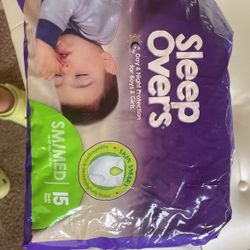 SLEEPOVERS Diapers