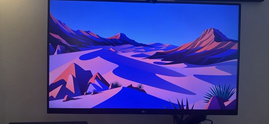 LG 32" Gaming Monitor Quad HD 2560 x 1440 2K 144Hz For sale