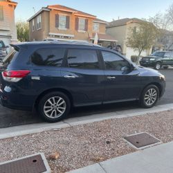 2014 Nissan Pathfinder 