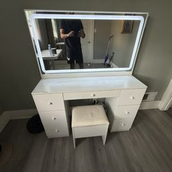Makeup Vanity Desk
