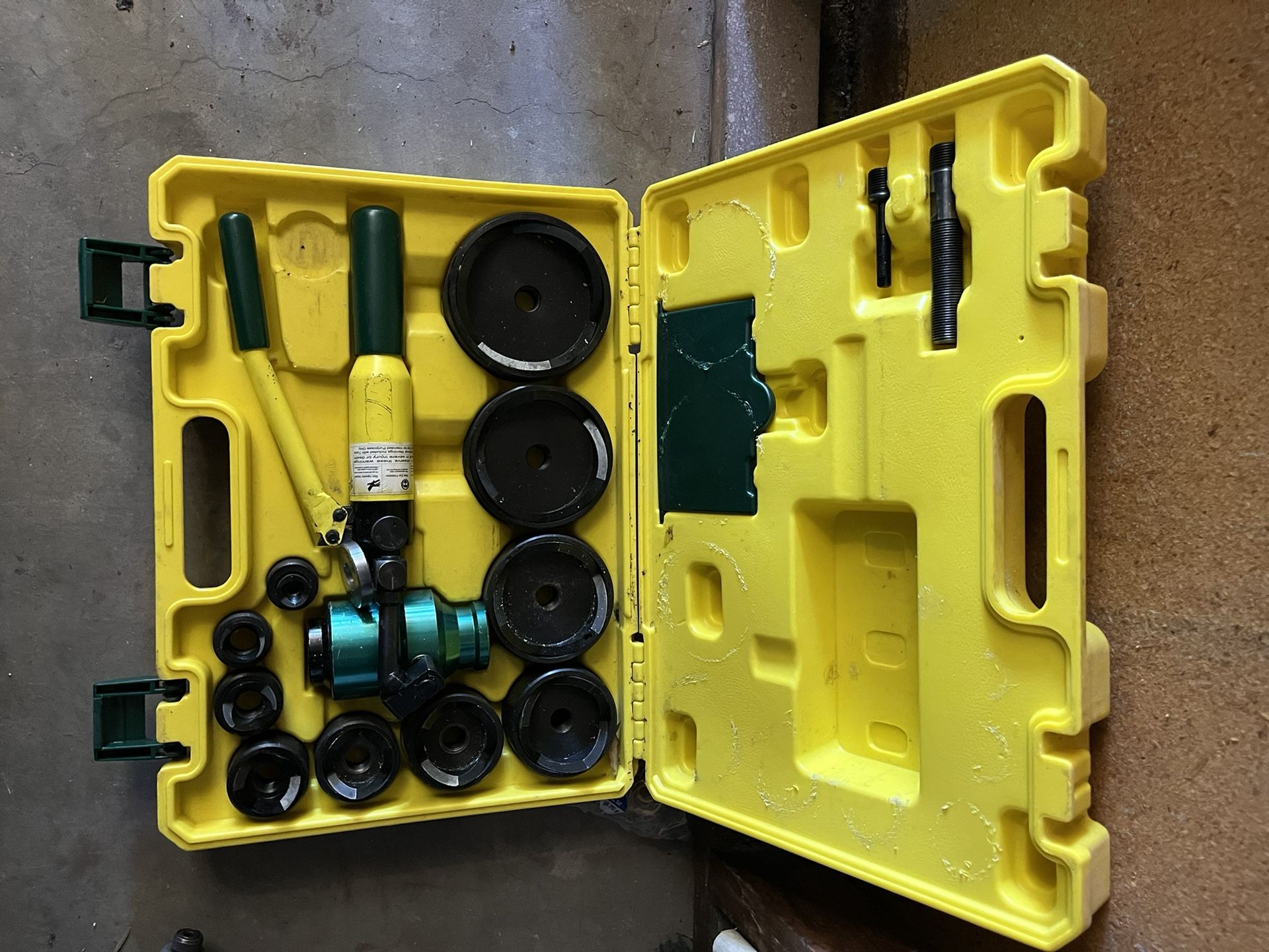 dottie hydraulic punch tool kit