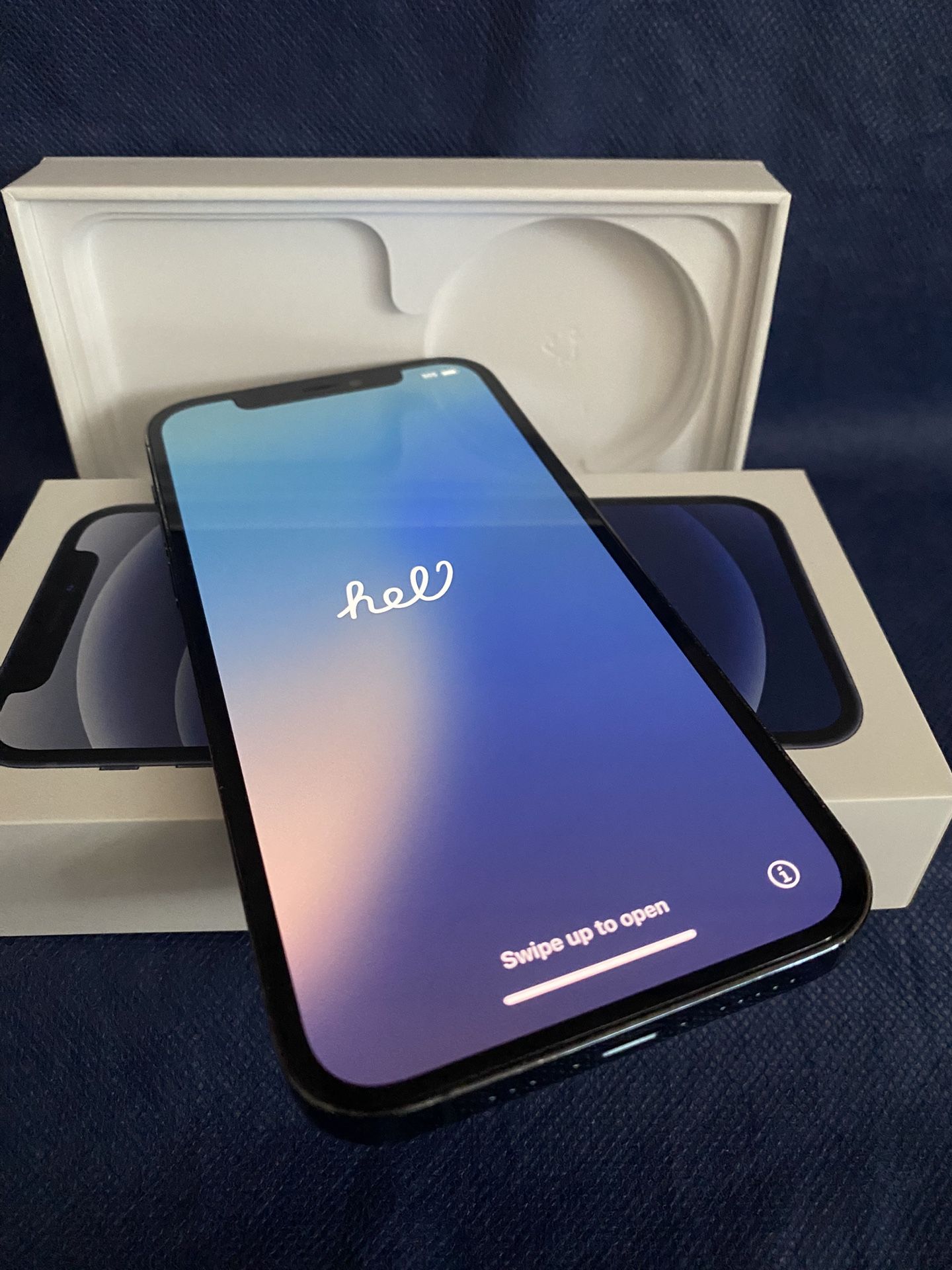 Apple iPhone12 PRO unlocked w/New Case