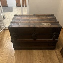 Antique Steamer Trunk