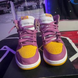Jordan 1 high OG brotherhood 