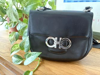 VINTAGE SALVATORE FERRAGAMO Black Purse 