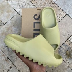 Adidas Yeezy Slide Resin